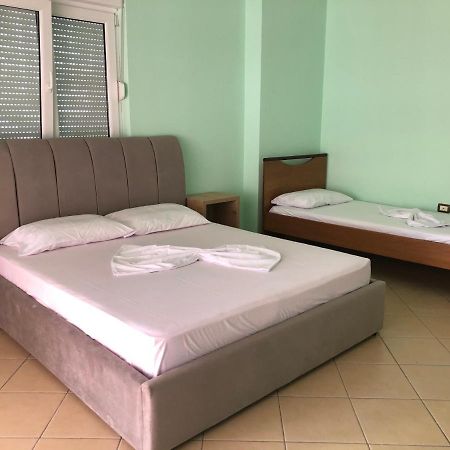Lungomare Apartment Vlorë Eksteriør bilde