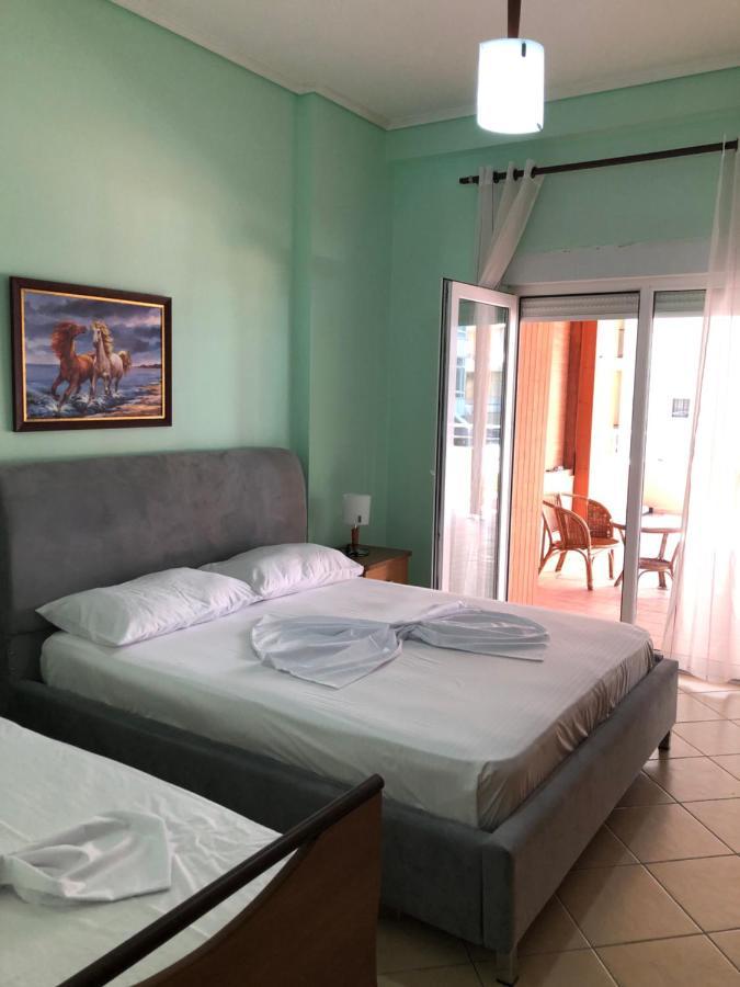 Lungomare Apartment Vlorë Eksteriør bilde