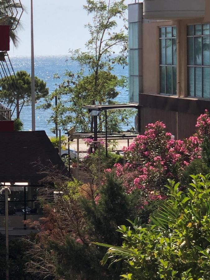 Lungomare Apartment Vlorë Eksteriør bilde
