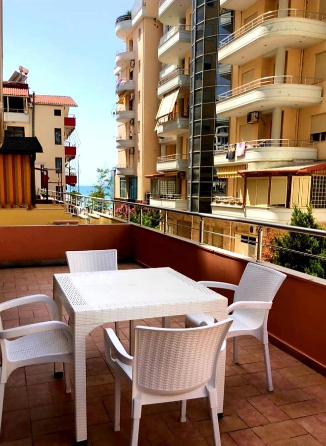 Lungomare Apartment Vlorë Eksteriør bilde