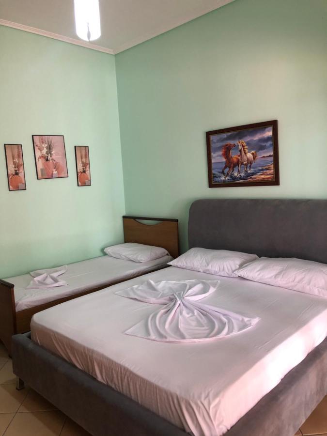 Lungomare Apartment Vlorë Eksteriør bilde